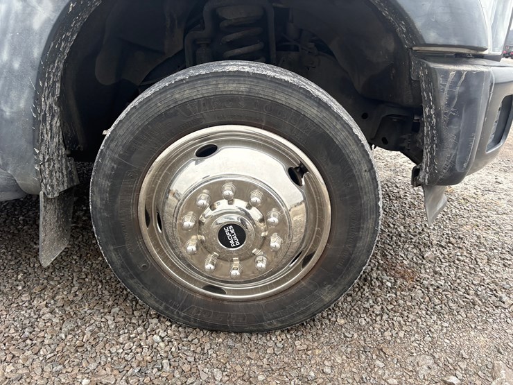 ford-f450-xl-image-6