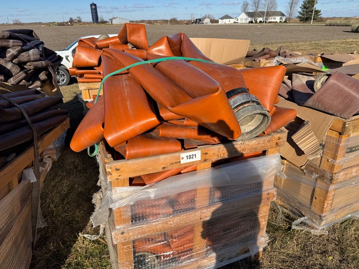 #1021-•-orange-7in-drag-hose-image-1