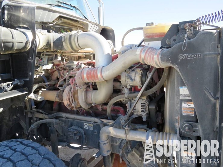 2012-kenworth-t800-image-6