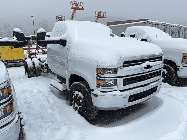 chevrolet-6500-image-2
