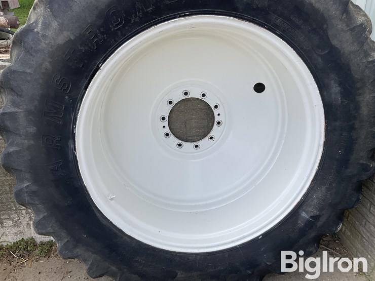 new-holland-8770-image-2