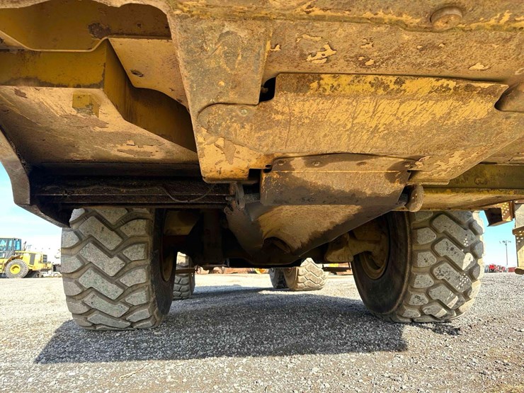 cat-350e2-haul-truck-image-4