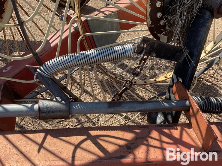 h&s-bf14hd-14-wheel-rake-image-17