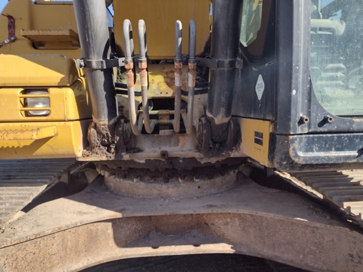 caterpillar-320dl-image-19