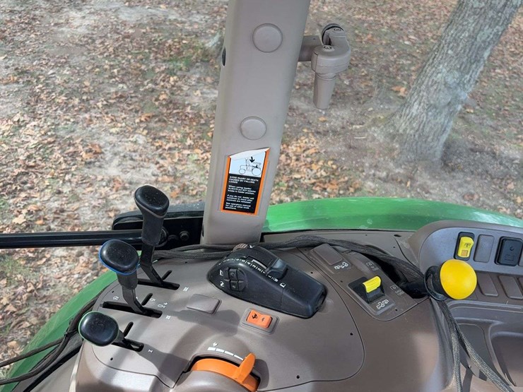 2023-john-deere-5120m-image-39