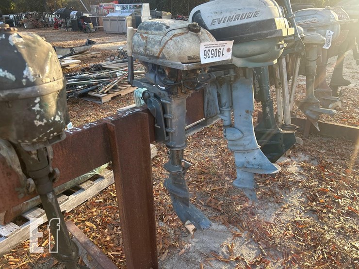 vintage-evinrude-motor-image-1