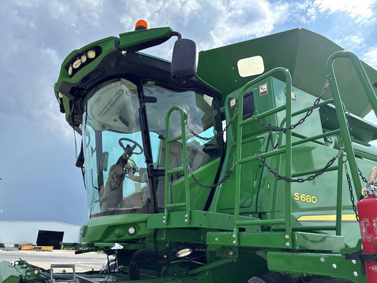 john-deere-s680-image-36