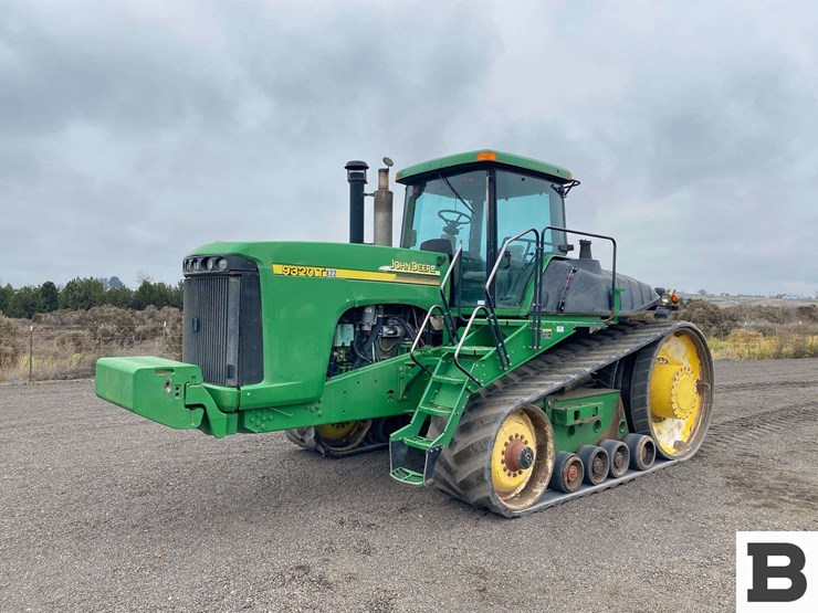 2004-joh-deere-9320t-tractor-image-1