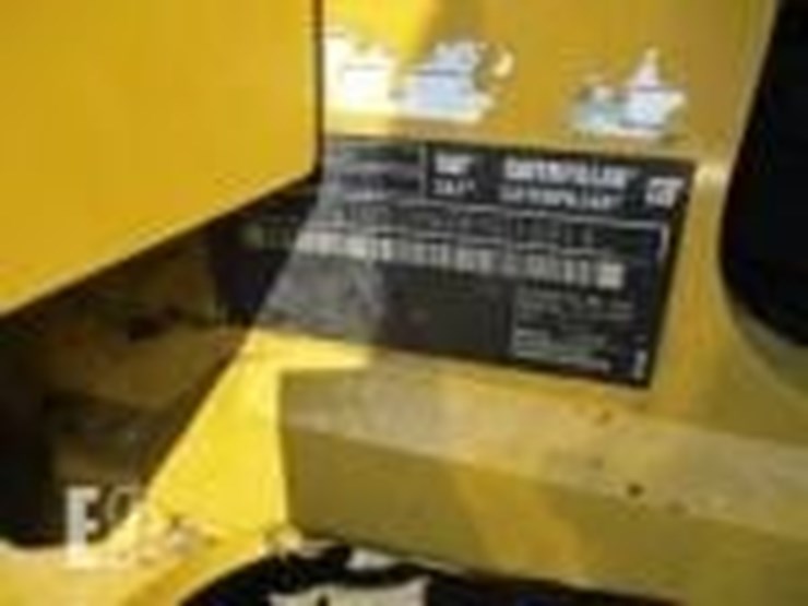 2022-caterpillar-303.5cr-image-3