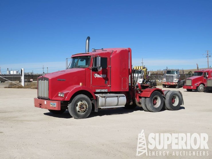 kenworth-t800-image-1