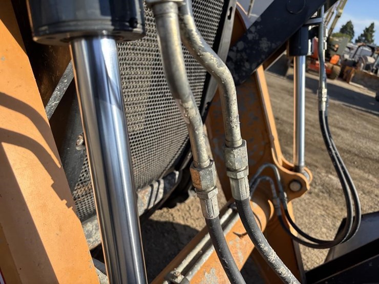 2021-case-570n-ep-image-12