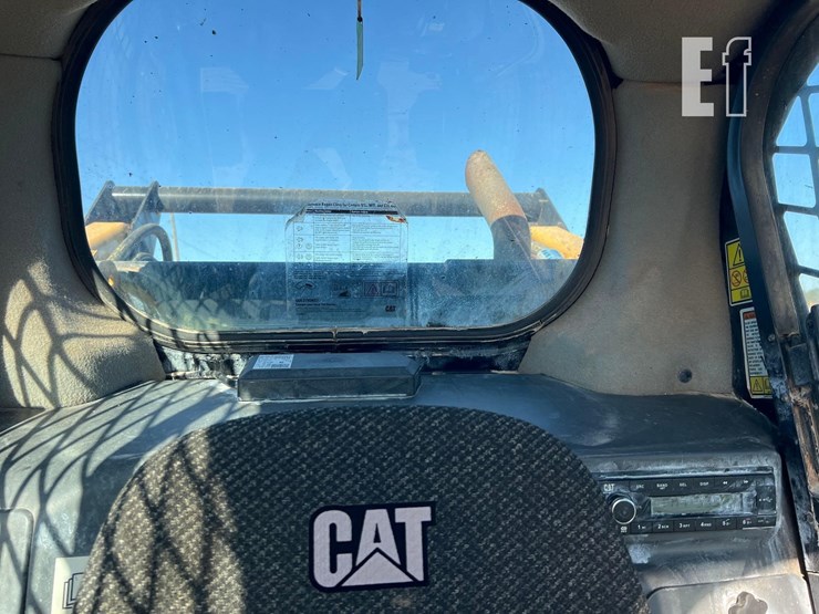 caterpillar-299d2-image-35