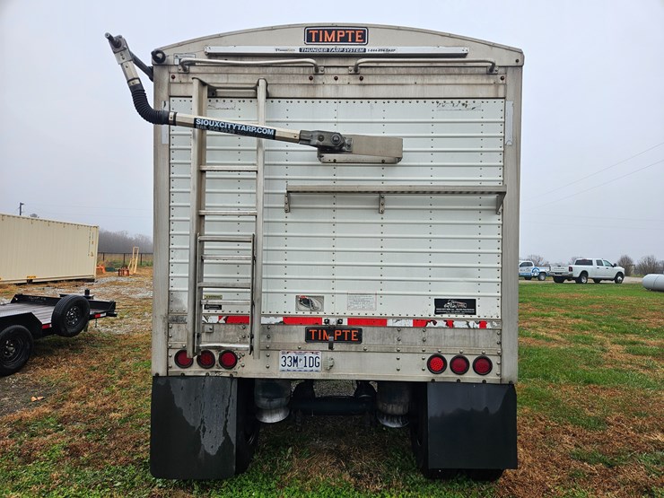 2017-timpte-hopper-bottom-image-11