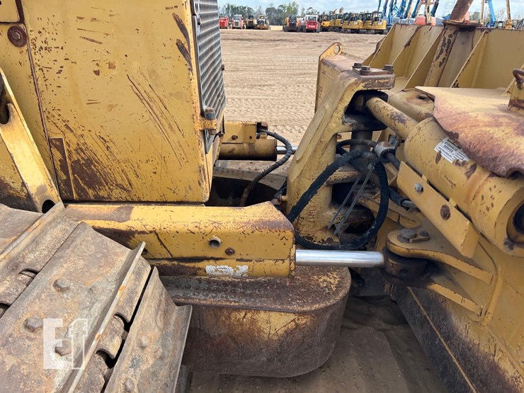 caterpillar-d6m-image-20