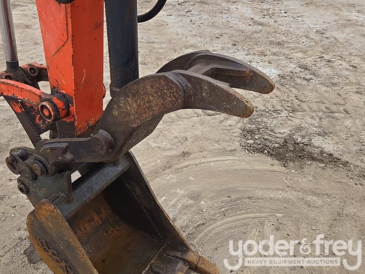 2017-kubota-u35-4-image-13