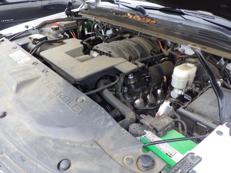 2019-chevrolet-tahoe-image-10