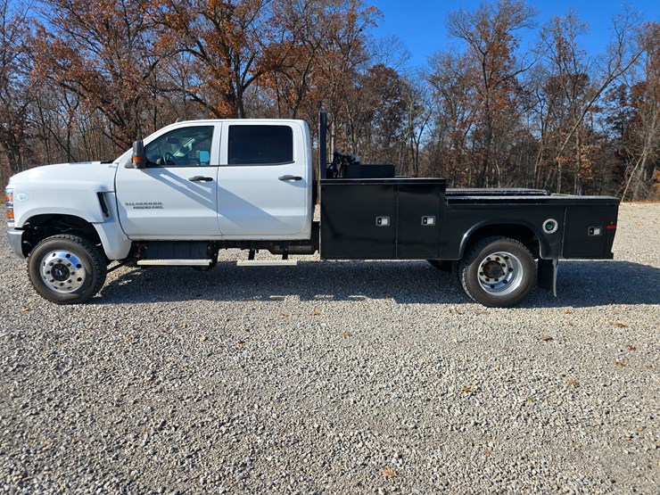 chevrolet-silverado-5500hd-image-10