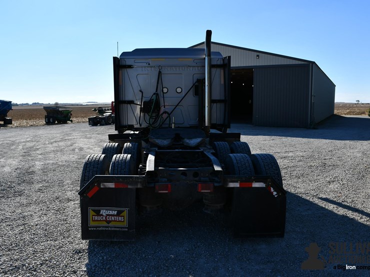 2017-international-prostar-image-6