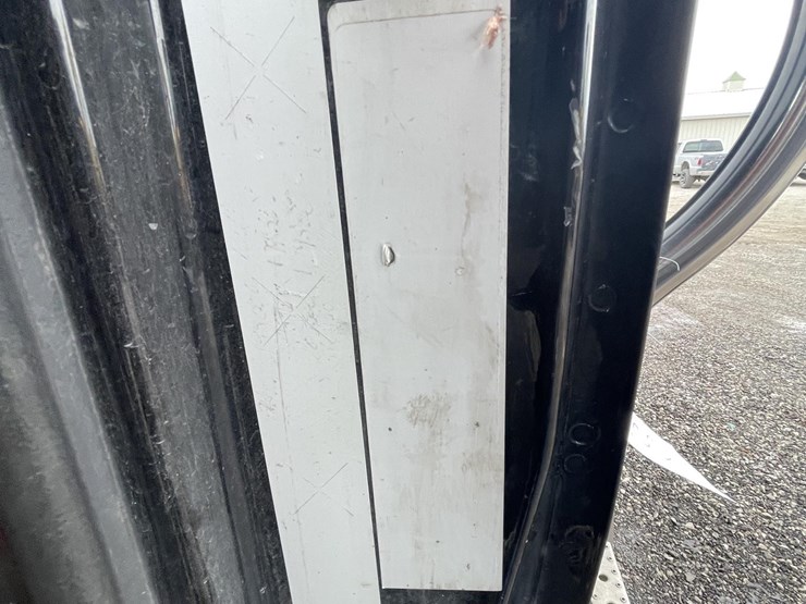 2006-sterling-l8500-image-9