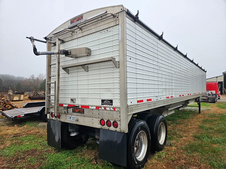 2017-timpte-hopper-bottom-image-12