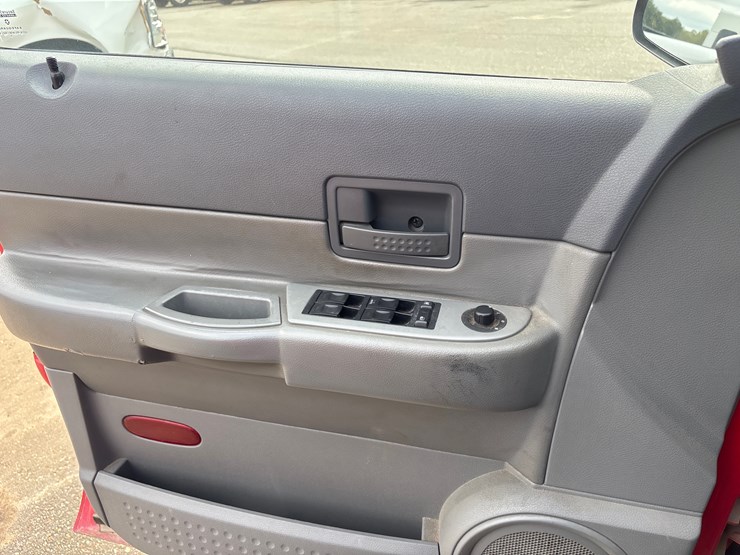 #5000-•-2004-red-durango-|-for-parts/repairs-image-12