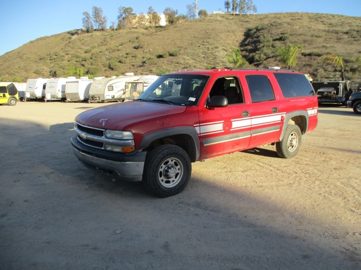 chevrolet-suburban-image-1