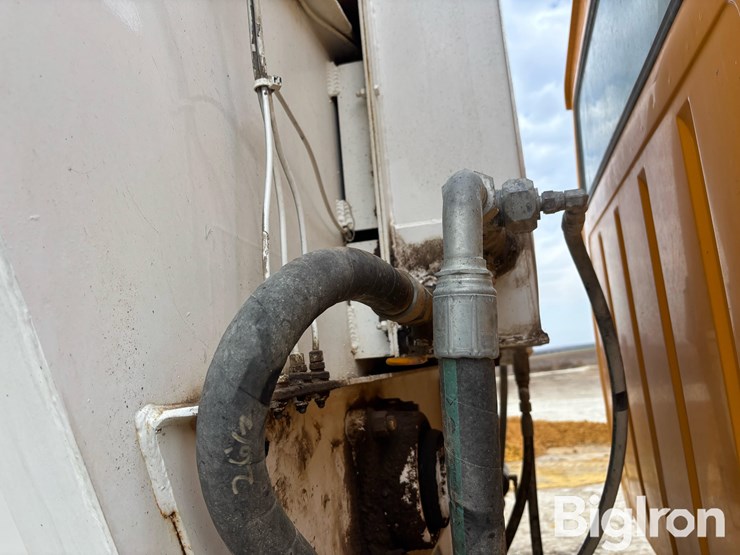 ford-lt9000-image-15