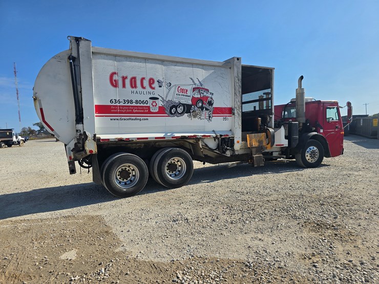 2007-mack-le613-image-28