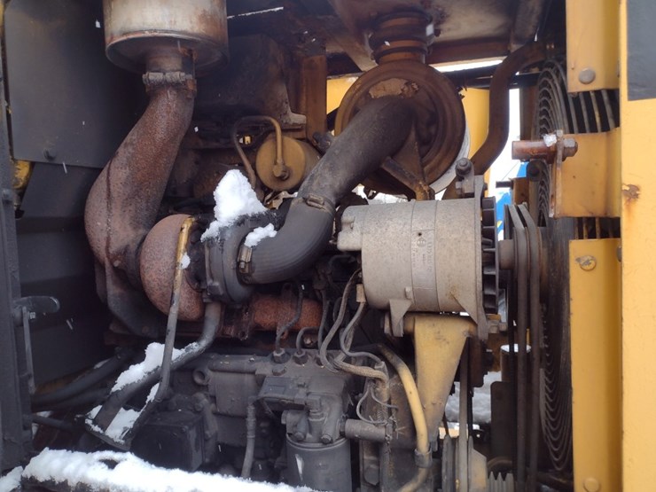 caterpillar-it28-image-28