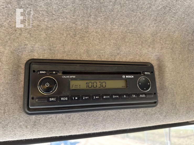 2014-volvo-a25g-image-27