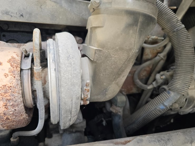 2003-peterbilt-320-image-79