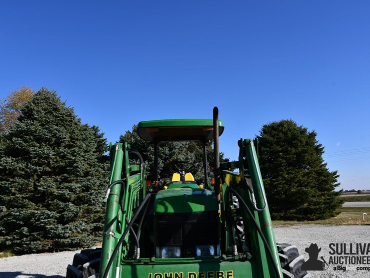 john-deere-7400-image-11