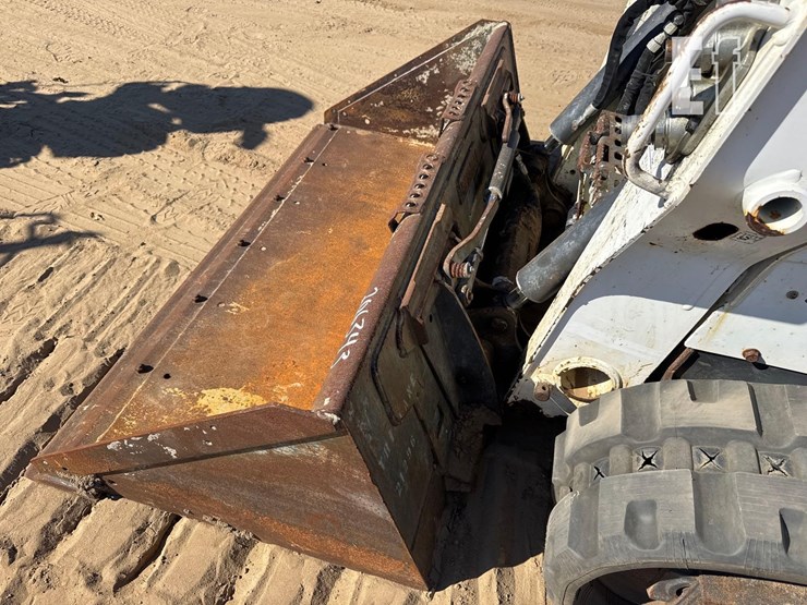 2019-bobcat-t590-image-24