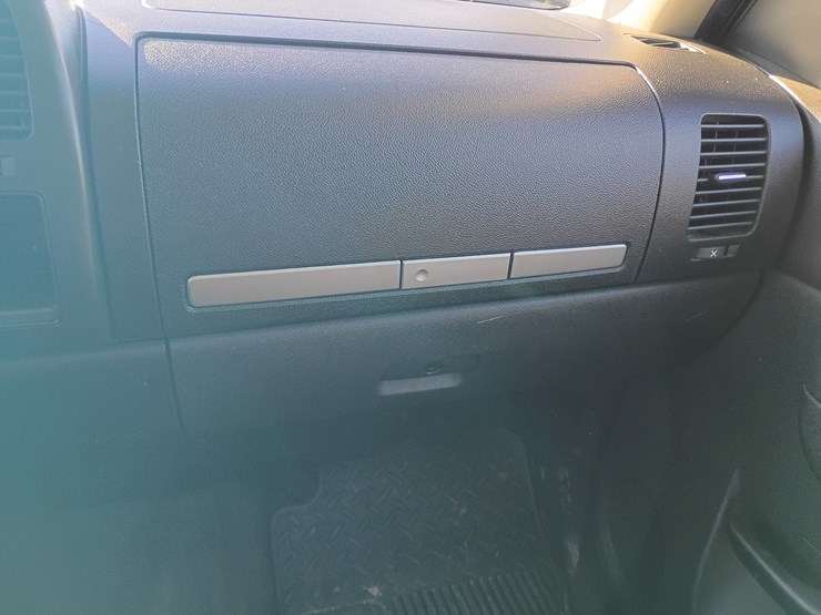 chevrolet-silverado-1500-image-40