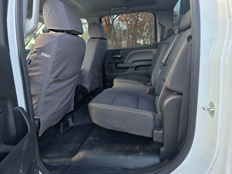 chevrolet-silverado-5500hd-image-68