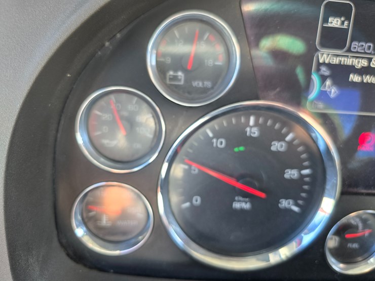 kenworth-t880-image-107