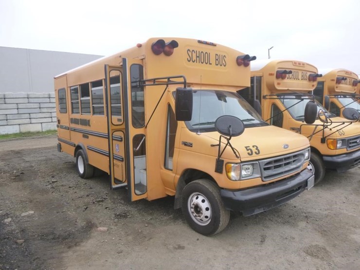 2001-ford-e450-image-2