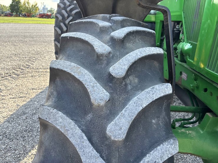 john-deere-7800-image-40