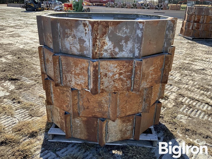 bb-metal-works-steel-tread-pivot-wheels-image-3