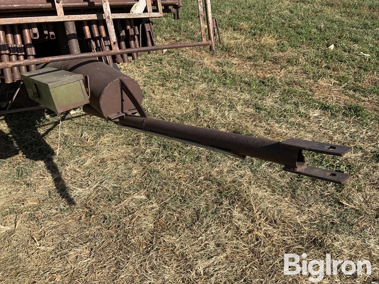 feed-panel-trailer-image-11