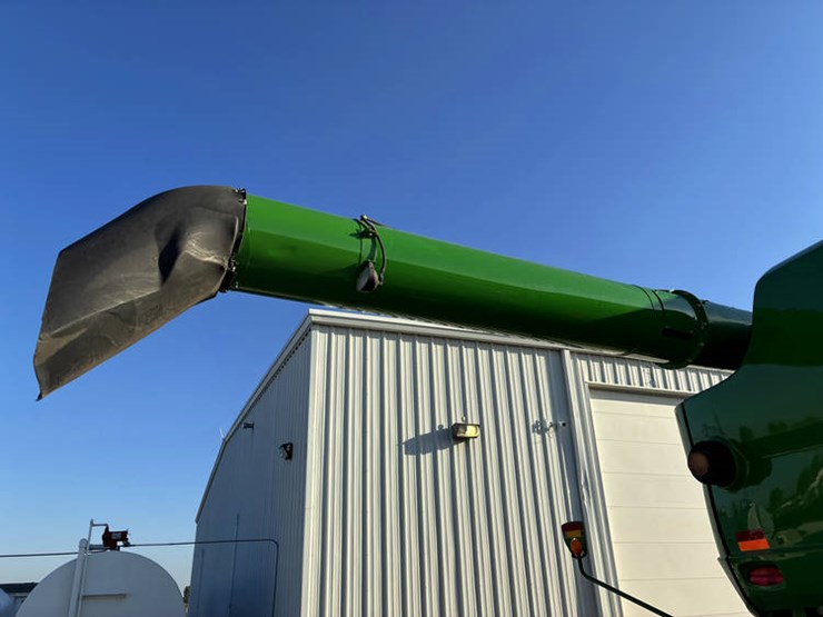 john-deere-s670-image-25