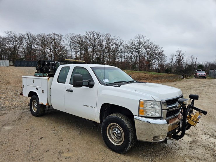 chevrolet-silverado-2500-image-22