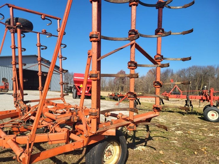 allis-chalmers-1300-field-cultivator-image-16