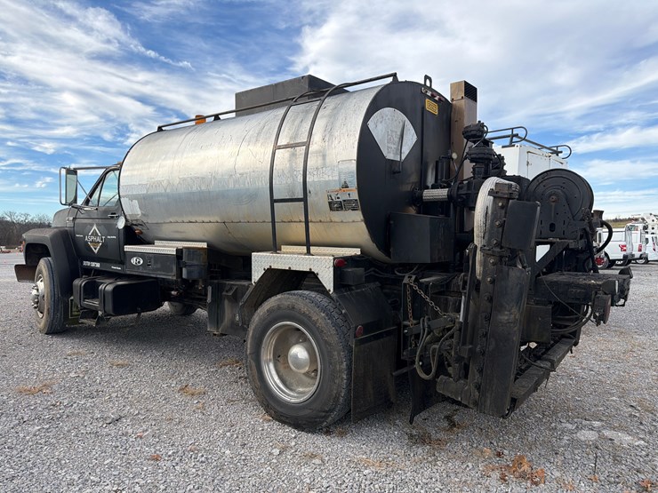 1994-ford-f700-image-6