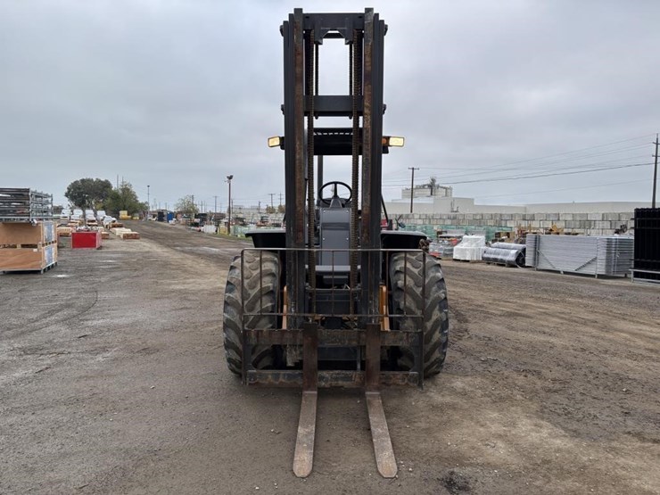 2016-case-586h-image-6