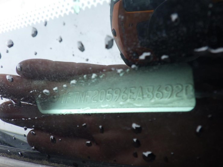 2006-ford-f250-image-13