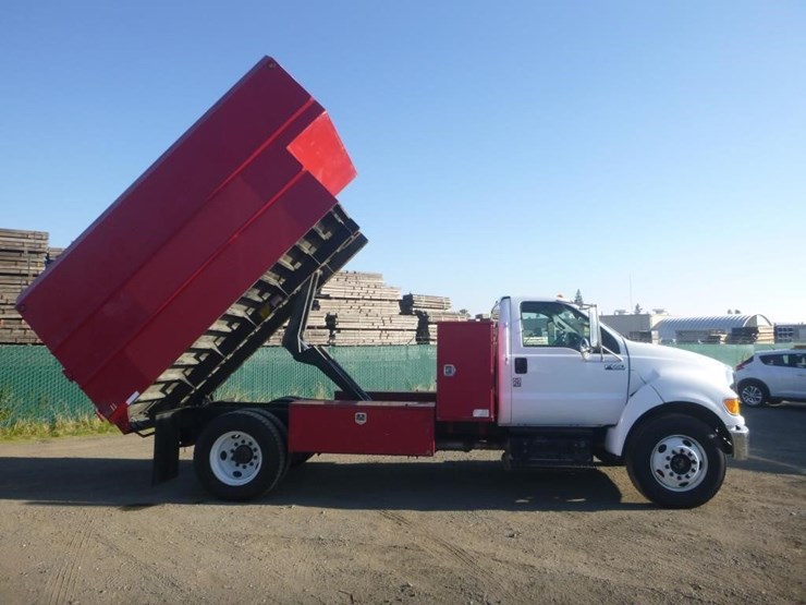 2013-ford-f650-image-9