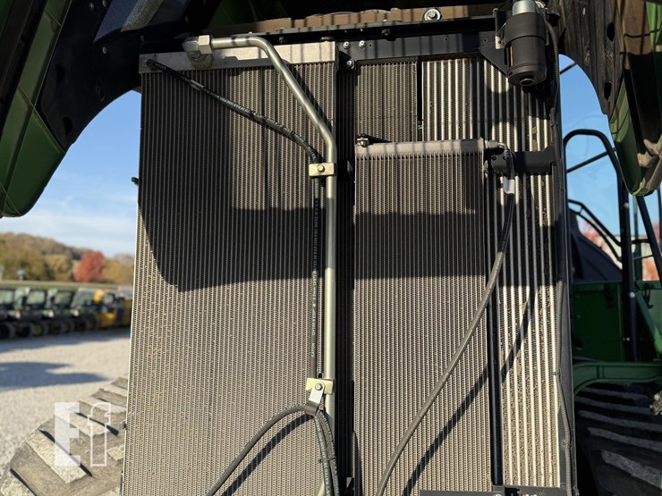 john-deere-9560rt-image-26