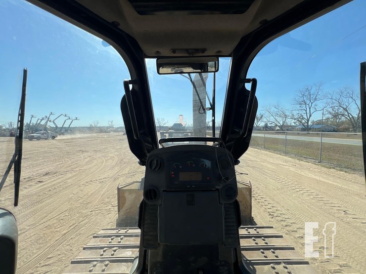 2013-caterpillar-d5k2-lgp-image-41