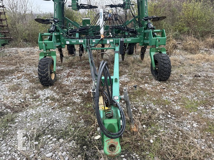 2015-great-plains-np40-image-6